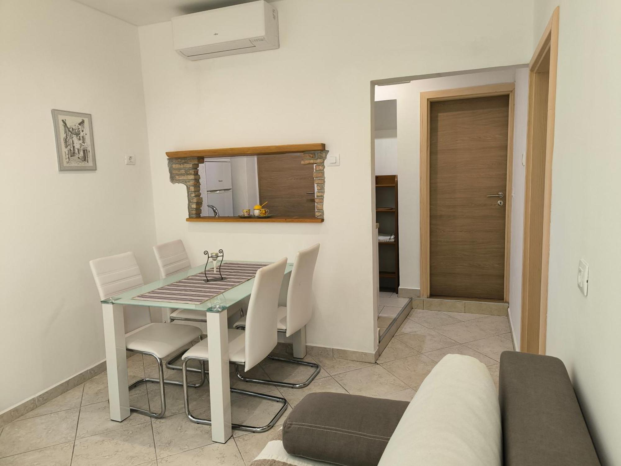 Rooms And Apartment Matika Rovinj Luaran gambar