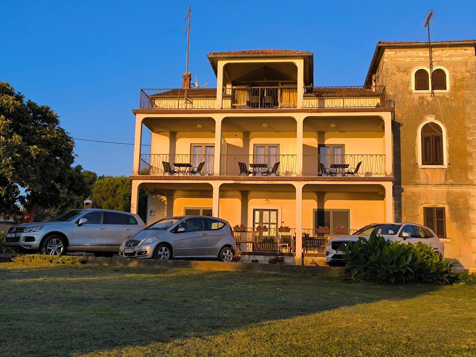 Rooms And Apartment Matika Rovinj Luaran gambar